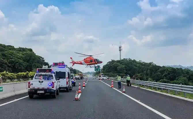 铁山区高速公路汽车救援案例