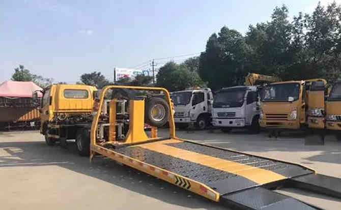 铁山区汽车中途维修案例